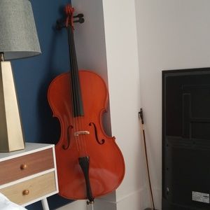 4/4 Beautiful Acoustic Cello with Bow